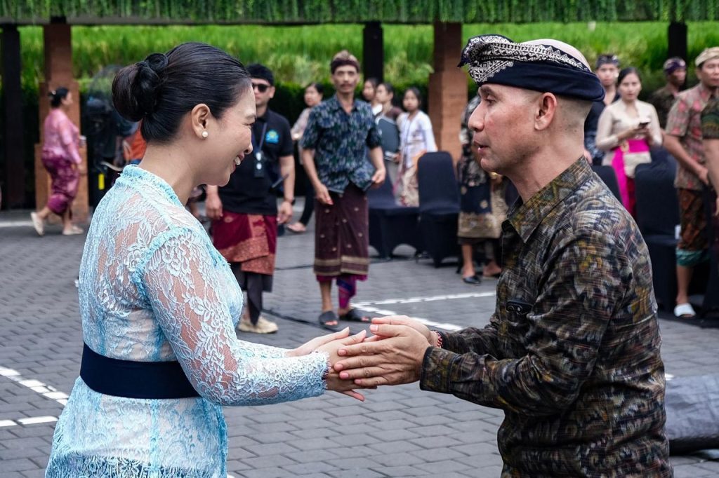 Wamenpar Dukung Festival Krisna-Saba Jadi Event Tahunan, Seni & Budaya Bali Bakal Makin Bersinar! 3 FOTO 1 Wamenpar Festival Seni Budaya Krisna Saba di Bali