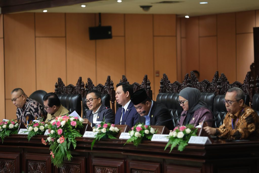 BULD DPD RI Gelar Diseminasi UU Cipta Kerja, Sultan Tegaskan RTRW Harus Pro-Rakyat dan Berkelanjutan 2 WhatsApp Image 2025 07 14 at 15.38.21