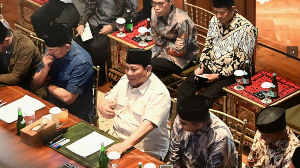 Presiden Prabowo Temui Ormas Islam, Bahas Persatuan Bangsa & Demokrasi Sehat 1 1 20250831 172225 0000