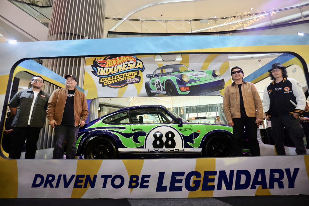 Hot Wheels Convention Car 2025: Porsche 911 'Hippie Livery' Siap Jadi Buruan Kolektor di IMX 2 Gambar 1 Hot Wheels Convention Car 2025