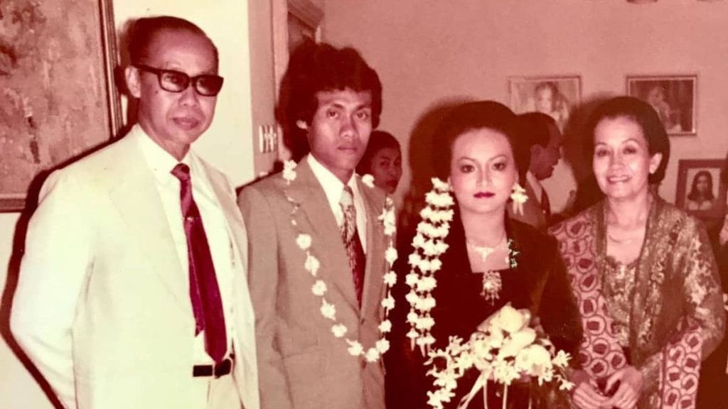 Terungkap: Kasino Warkop DKI Ternyata Keponakan Jenderal Hoegeng, Polisi Paling Jujur Sepanjang Masa 1 202109212046 main.cropped 1632231987