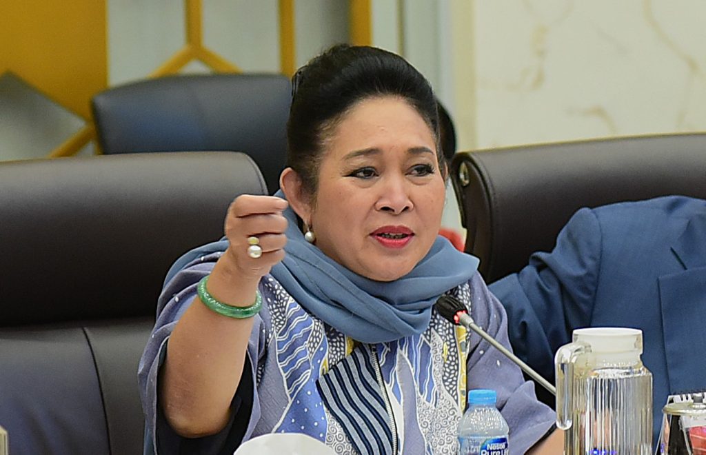 Ketua Komisi IV DPR RI Siti Hediati Hariyadi dalam Rapat Kerja Komisi IV DPR RI dengan Wamen KKP di20250916193112