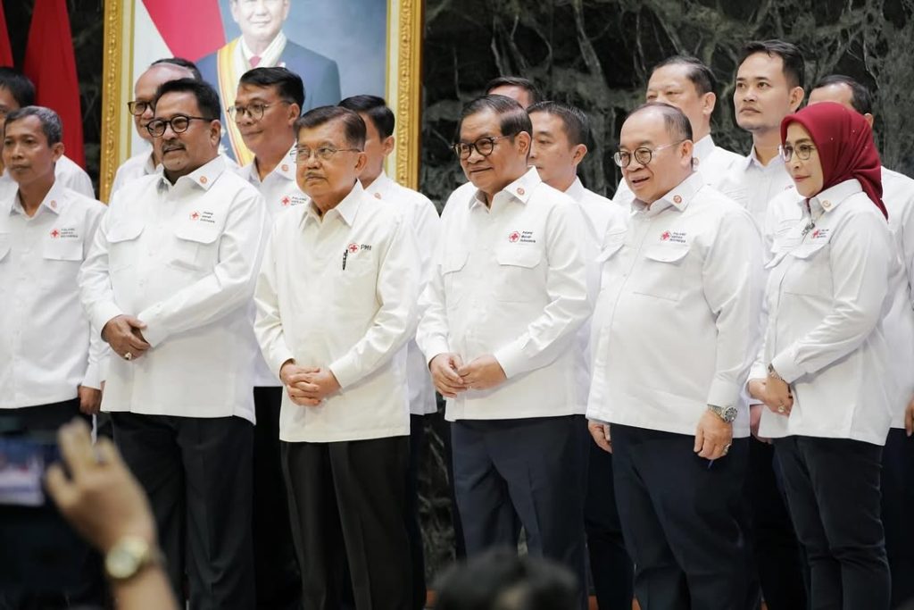 Jusuf Kalla Lantik Pengurus PMI Jakarta 2025–2030, Pramono Anung Jadi Pelindung dan Rano Karno Dewan Kehormatan 1 downloadgram.org 542835902 18235359874293737 3439502236217805138 n