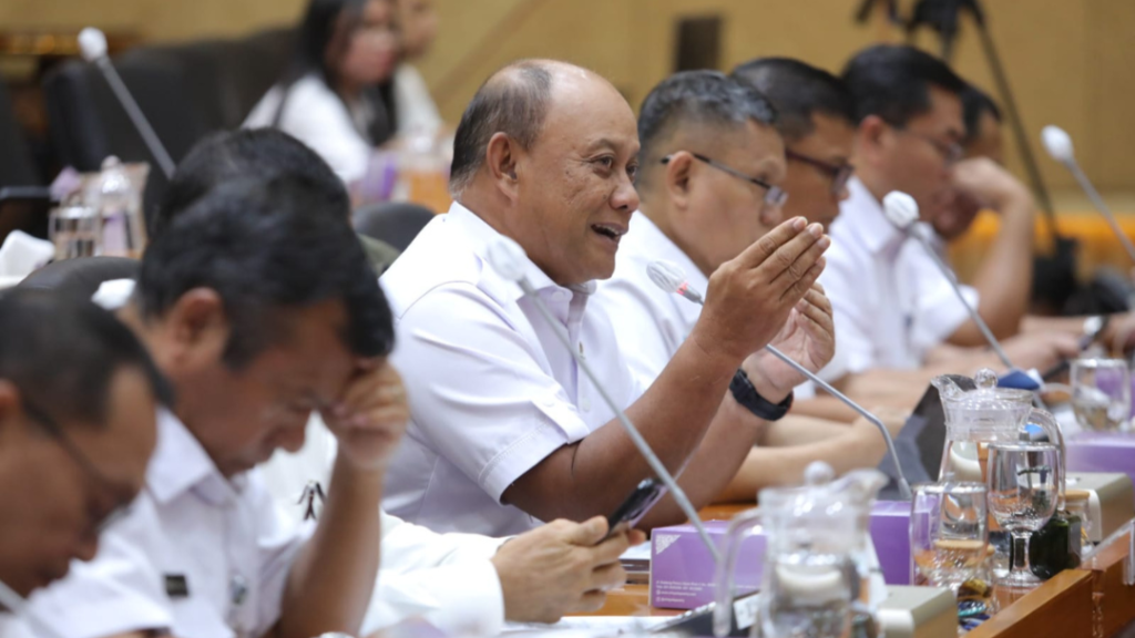 Target 82,9 Juta Penerima Makan Bergizi Gratis Mundur ke Februari 2026, BGN: Kita Sedang Diuji 4 01JTNF4C8ZQAS9TYQE5G3KD2H2 3