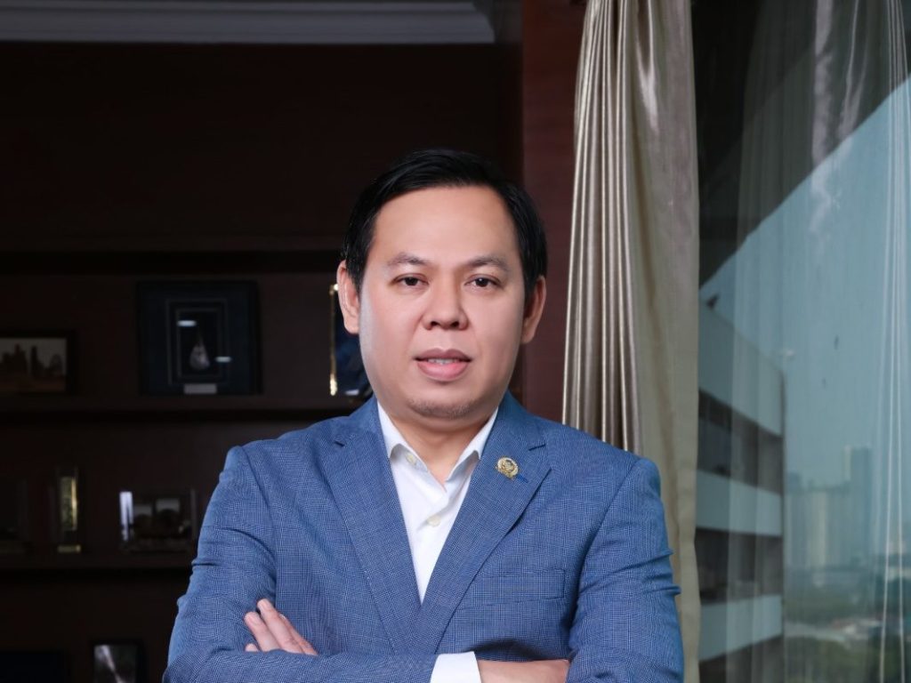 Ketua DPD RI Sultan Minta Kepala Daerah dan Menkeu Tak Berpolemik Soal Dana TKD di Bank 8 WhatsApp Image 2025 10 13 at 09.53.18 edited