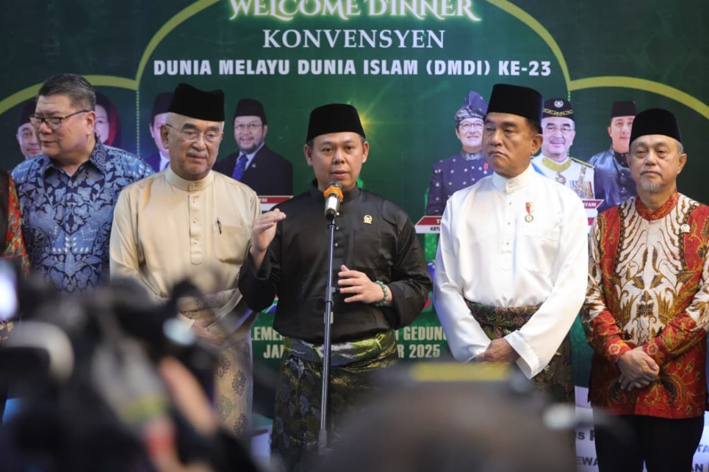 Ketua DPD RI Sultan B. Najamudin Medorong Dunia Melayu Islam Harus Jadi Kekuatan yang Meneduhkan Dunia 1 WhatsApp Image 2025 10 23 at 22.06.17