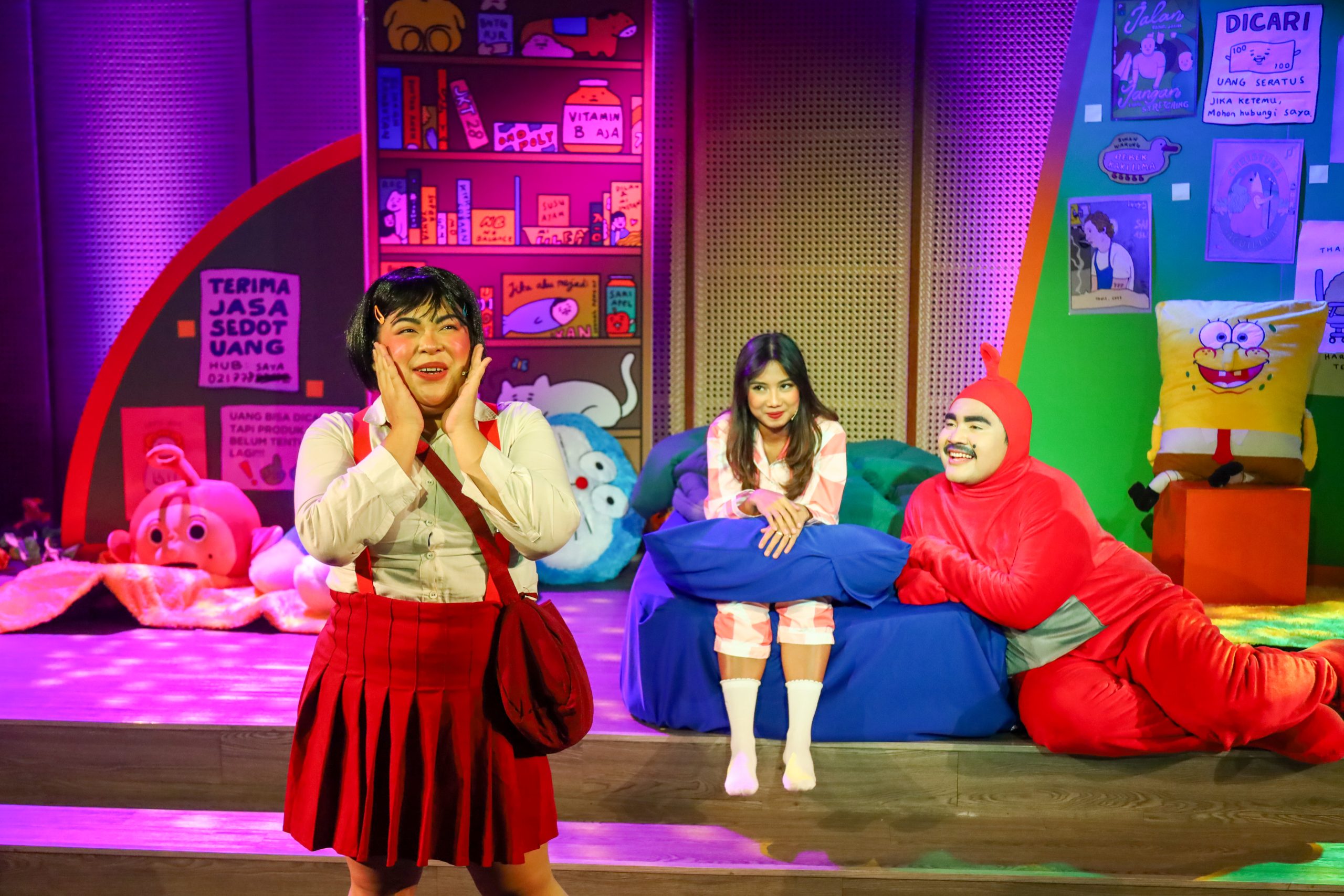 Homepage 46 Foto 2 Aksi Chibi Maruko Cuan Kiri yang dilihat oleh Vina Tengah Sugeng Kanan scaled