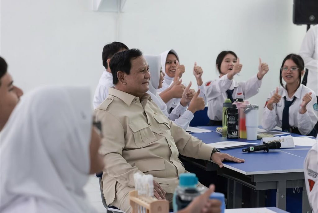 Dilema Disiplin Guru dan Kriminalisasi: Pernyataan Prabowo, Pelindungan Profesi, dan Kritik Fungsi Keluarga 1 IMG 20251118 WA0002