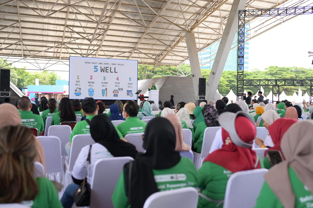 Suasana Acara HUT Kota Makassar bersama Polident dan IPROSI