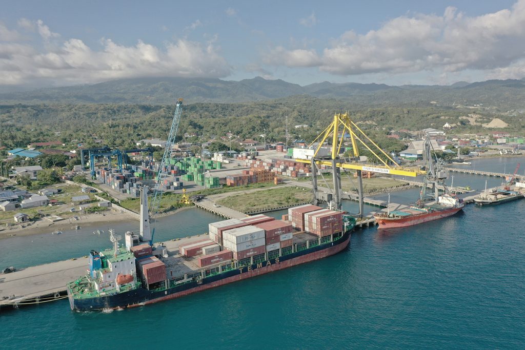 Ilustasi Kegiatan operasional di TPK Pantoloan