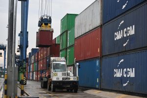 Ilustrasi Layanan di Terminal Tetap Berjalan