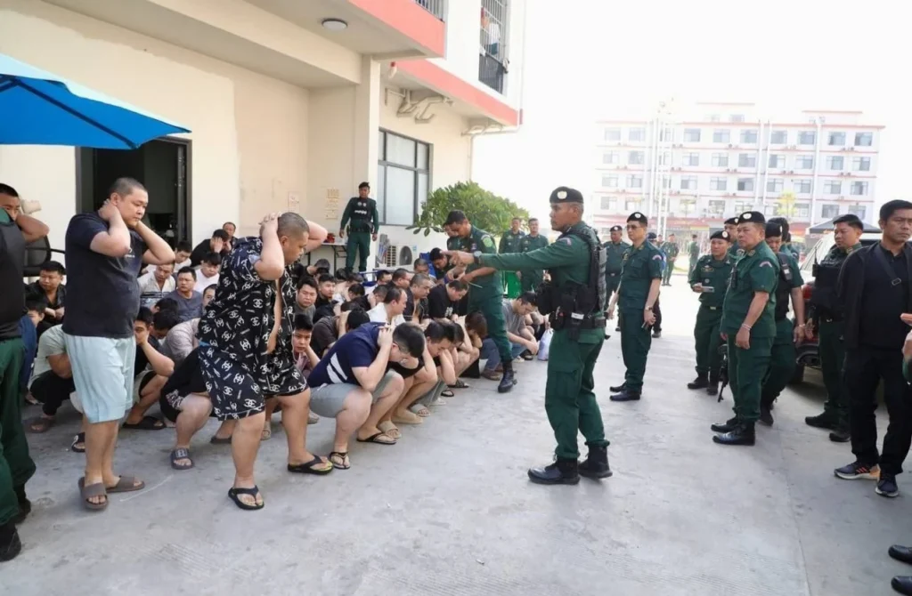 Operasi Terbesar, Kamboja Ringkus 2.044 Warga Asing Terkait Penipuan Daring 1 1769991293359 screenshot 2026 02 01 221351