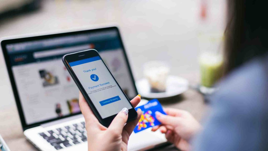 Tips Belanja Online Aman Ramadan 2026, Pakar Siber Ingatkan Waspada Phishing dan OTP 1 Polyworking 21