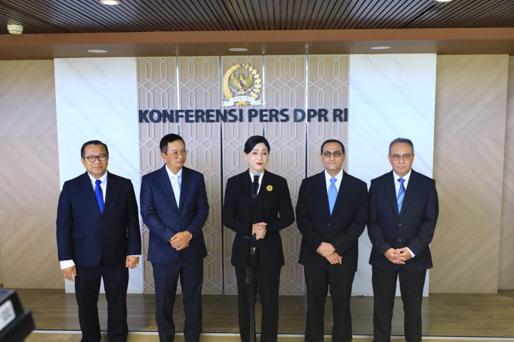 WhatsApp Image 2026 03 12 at 18.14.12