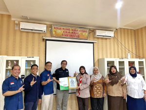 Foto Kegiatan PENYERAHAN SERTIFIKASI HALAL DARI MAYBANK INDONESIA 1