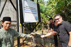 Sumber air bersih dari sumur yang dibangun IPC TPK untuk Desa Talang Duku Jambi