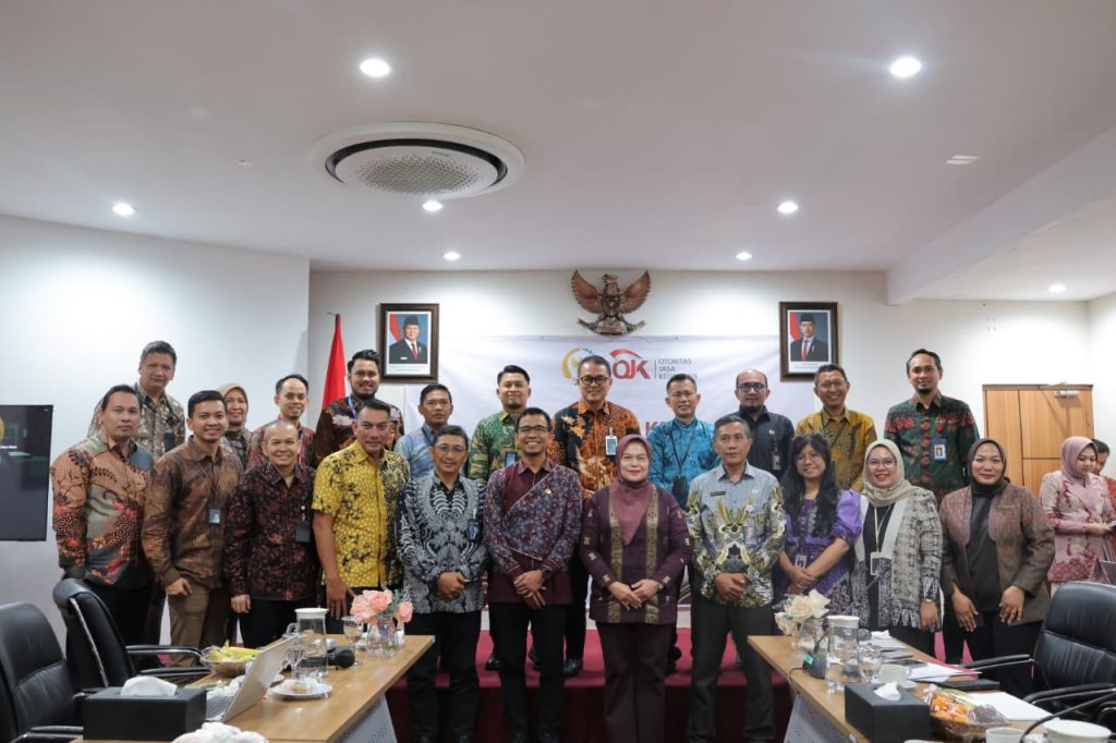 DPD RI Soroti Masalah KUR di Jambi, Kredit Ultra Mikro Melonjak 2.401% 1 WhatsApp Image 2026 04 16 at 17.09.19