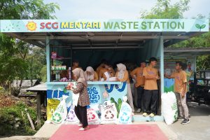 Foto 5 Sejak berjalan pada tahun 2024 program SCG Mentari berhasil mengelola lebih dari 11 ton sampah dengan rata rata pengumpulan mencapai 2 ton sampah per bulan