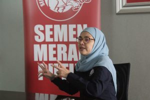 Nyiayu Chairunnikma Head of Marketing Semen Merah Putih PT Cemindo Gemilang Tbk 1 2