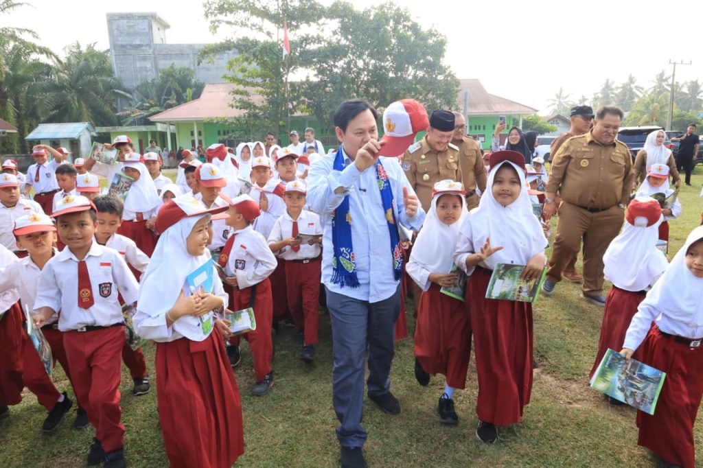 Sultan B Najamudin Pastikan Program Prabowo Menjangkau Daerah, Rumah Layak Jadi Prioritas 1 Sultan B Najamudin Pastikan Program Prabowo Menjangkau Daerah