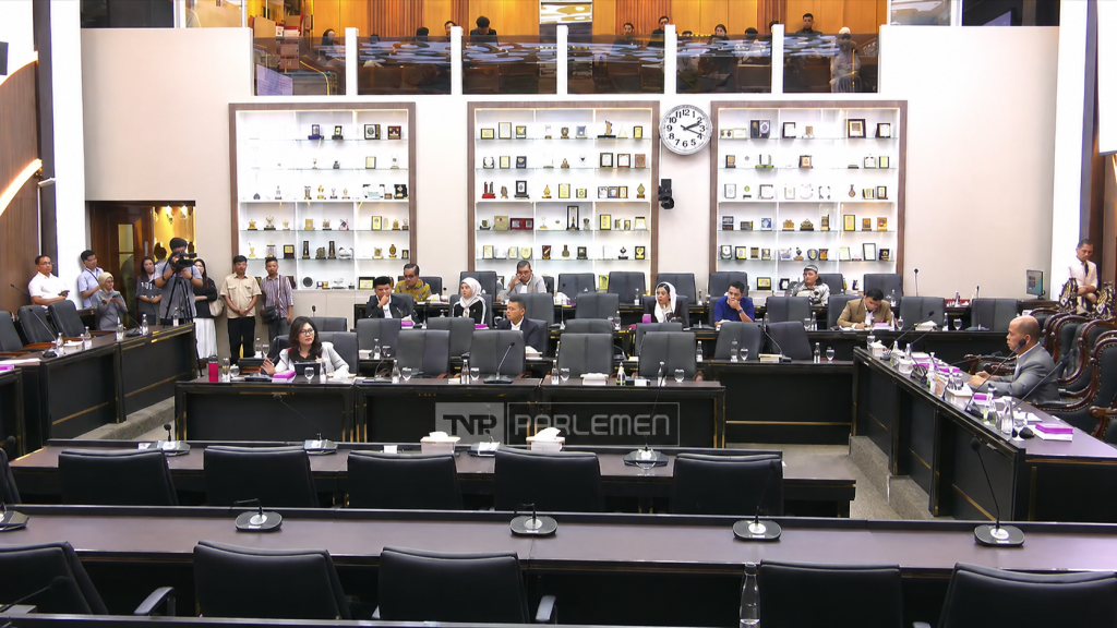 Panja Baleg DPR Bahas RUU Penyiaran, Rumusan Internet dan Spektrum Frekuensi Jadi Sorotan 1 Panja Baleg DPR Bahas RUU Penyiaran, Rumusan Internet dan Spektrum Frekuensi Jadi Sorotan