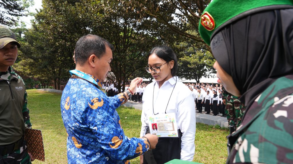 PNJ Perkuat Karakter 2.760 Mahasiswa melalui Program Bela Negara, Bangun Disiplin dan Semangat Kebersamaan 1 PNJ Perkuat Karakter 2.760 Mahasiswa melalui Program Bela Negara