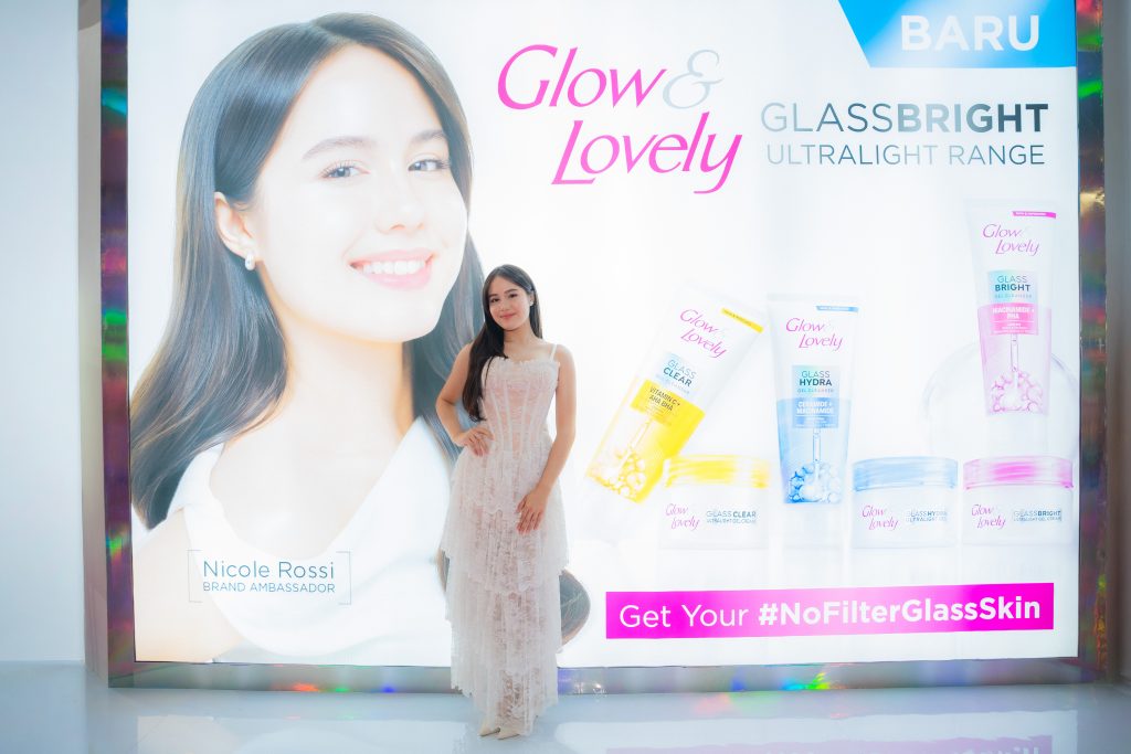 Glow & Lovely Luncurkan Glass Bright Ultralight Range, Wujudkan #NoFilterGlassSkin untuk Gen Z 2 Nicole Rossi Brand Ambassador Glow Lovely 2