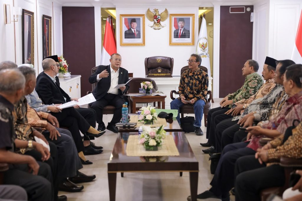 Wakil Ketua DPR Cucun Ahmad Syamsurijal menerima audiensi Pengurus Pusat Dewan Pimpinan Nasional Aso20260922210408